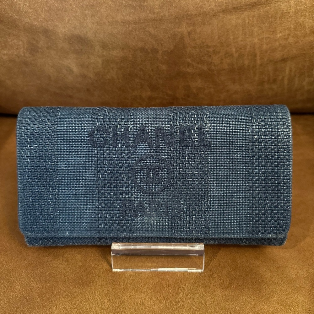 Chanel Denim CC Logo Deauville Wallet -will include an aftermarket chain